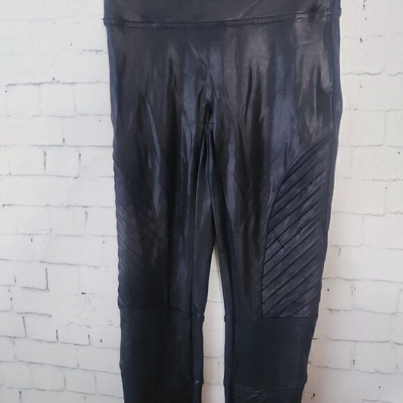 Spanx Faux Leather Moto Leggings Very Black Size XS Womens High Waist Shaping - Picture 4 of 11